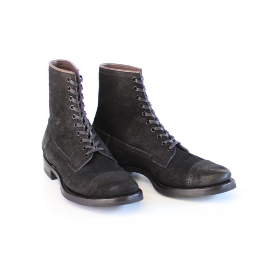 Conrad Boots Waxed Horse Suede Black